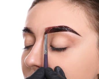 Teinture cils ou sourcils